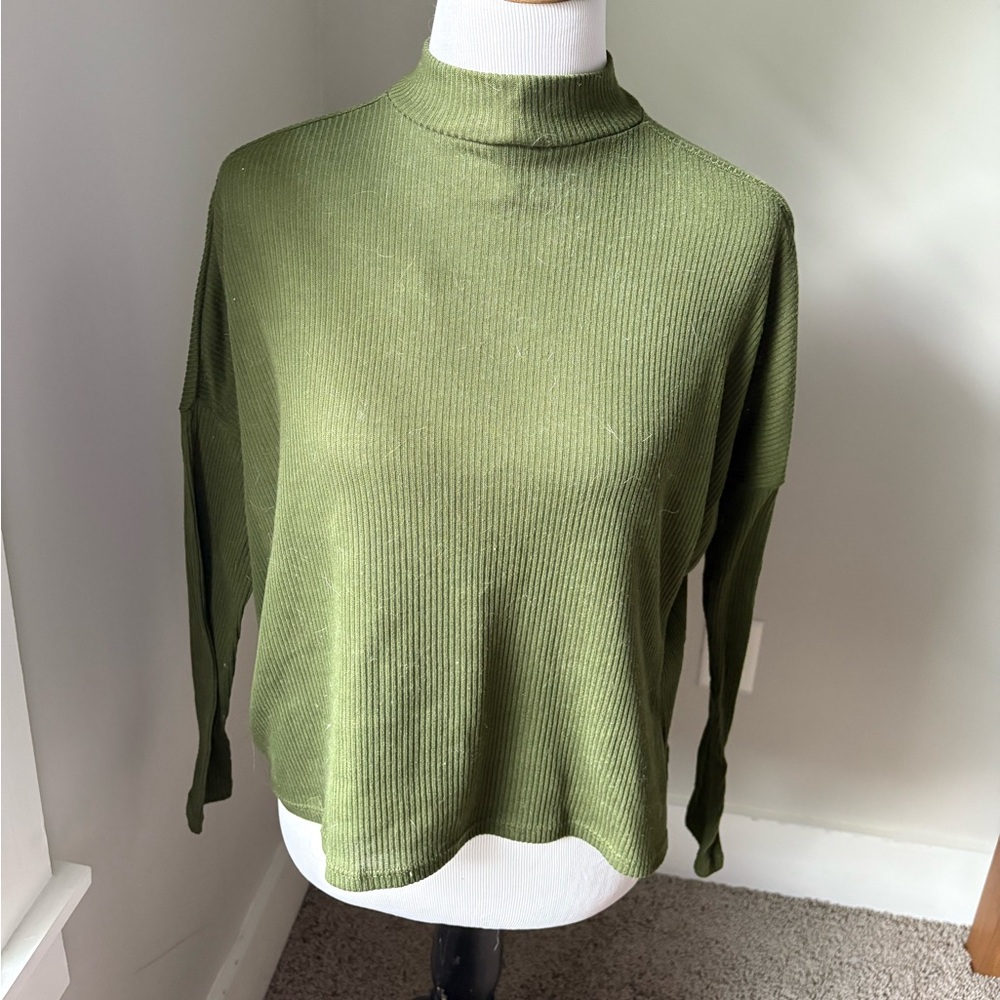 H&M olive green mockneck boxy long sleeve